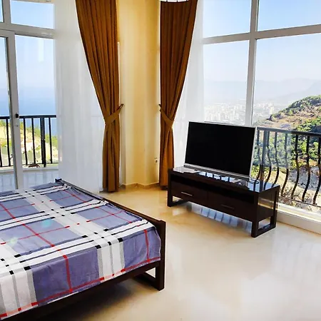 6 Bedroom With Private Pool Willa